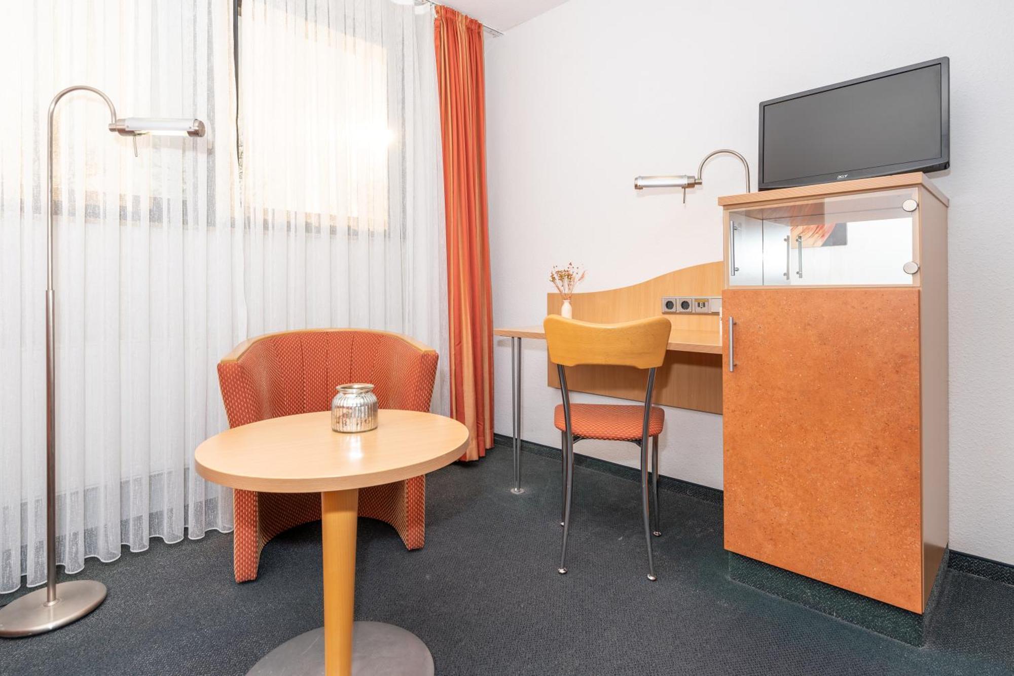 Tespo Hotel Und Sportpark Kaarst Eksteriør bilde